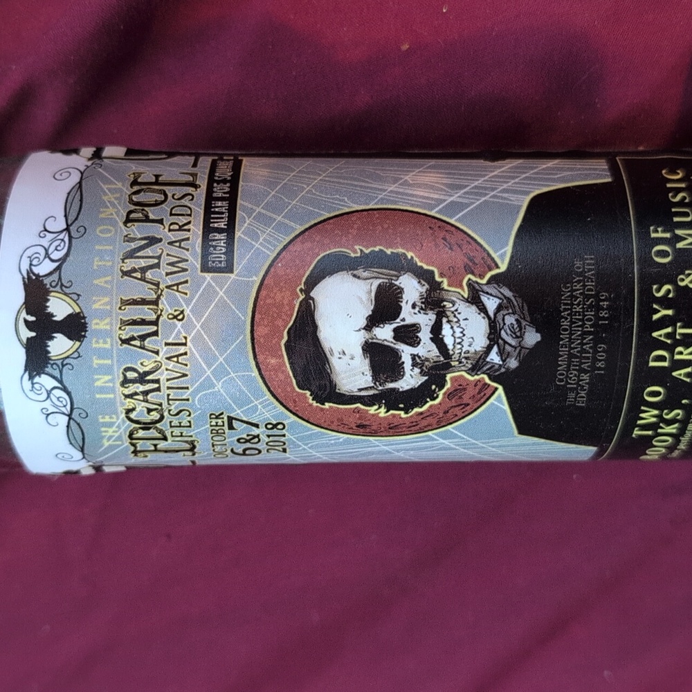 2018 Edgar Allan Poe Festival & Awards Candle - Picture 2 of 6